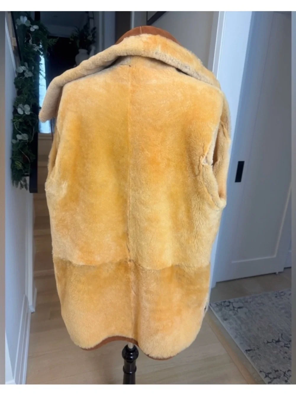 Classic Brown Shearling-Trim Women's Coat - Picture 7 of 13